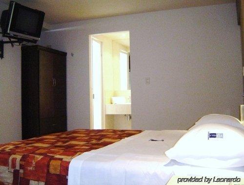 Hotel 402 Μοντερέι Εξωτερικό φωτογραφία